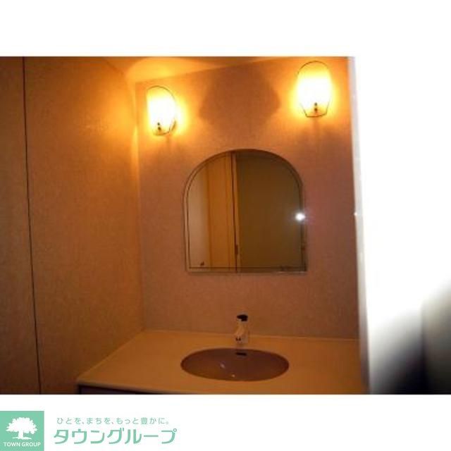 洗面設備　※写真は同タイプ住戸です。