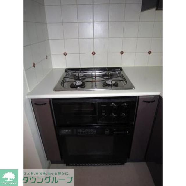 キッチン　※写真は同タイプ住戸です。