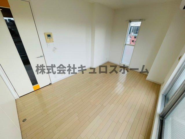 地下鉄谷町線 四天王寺前夕陽ケ丘駅 徒歩10分 11階建 築19年の居間写真