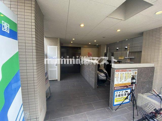 地下鉄千日前線 阿波座駅 徒歩5分 8階建 築20年の外観写真