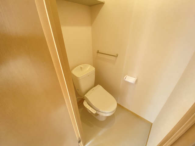 ヴィラージュ守山B棟のトイレ写真