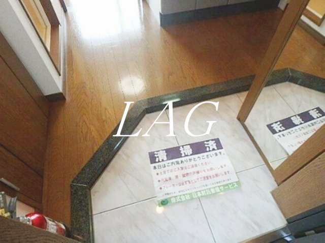 玄関　玄関です。