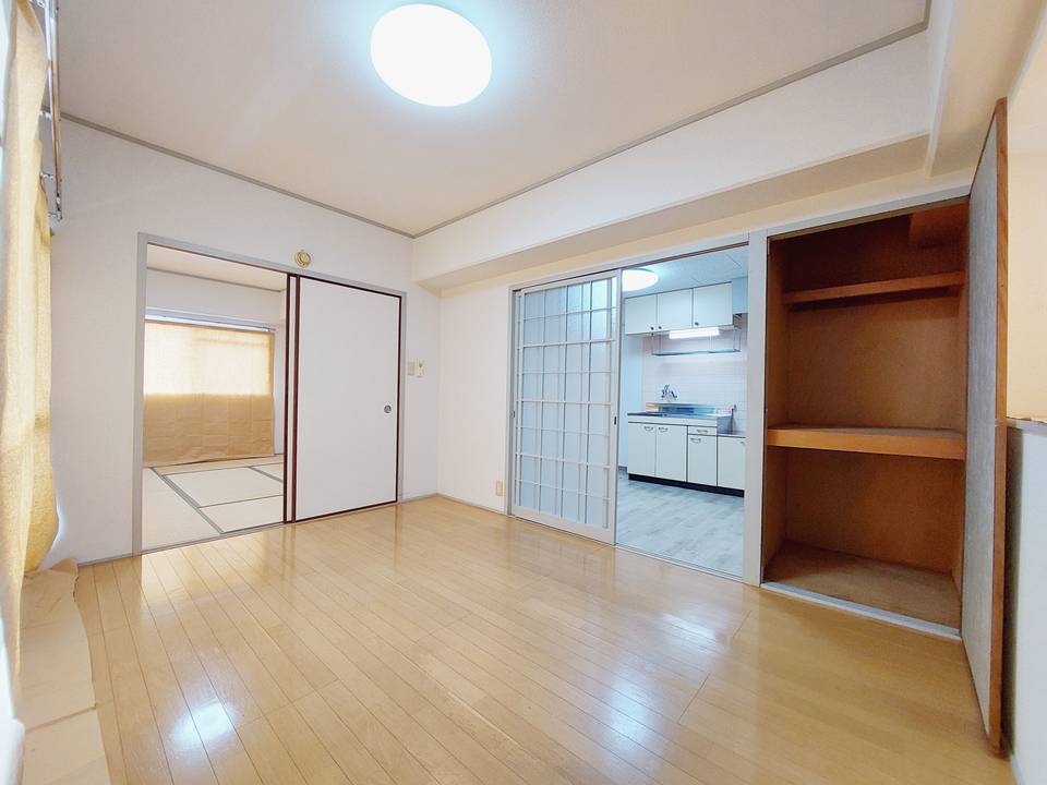 居室・リビング　リビング