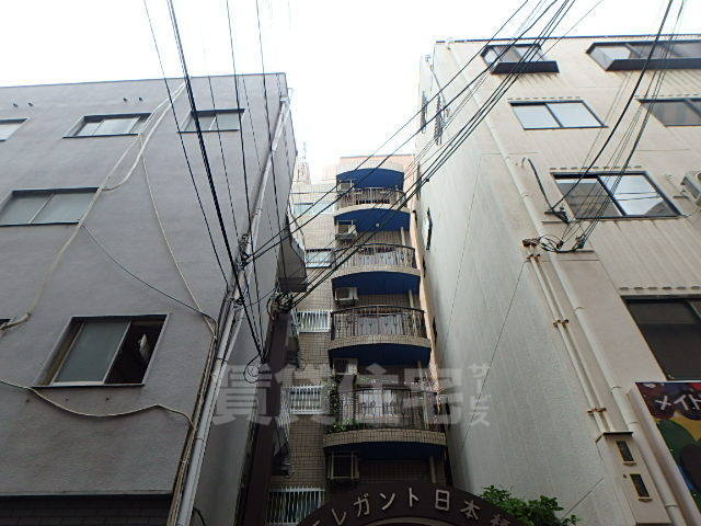 大阪市浪速区日本橋のマンションの建物外観