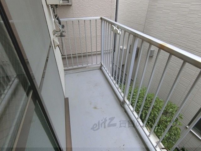 バルコニー　ベランダ