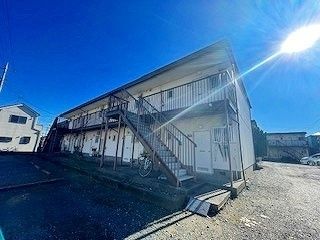 川越市石原町のアパートの建物外観