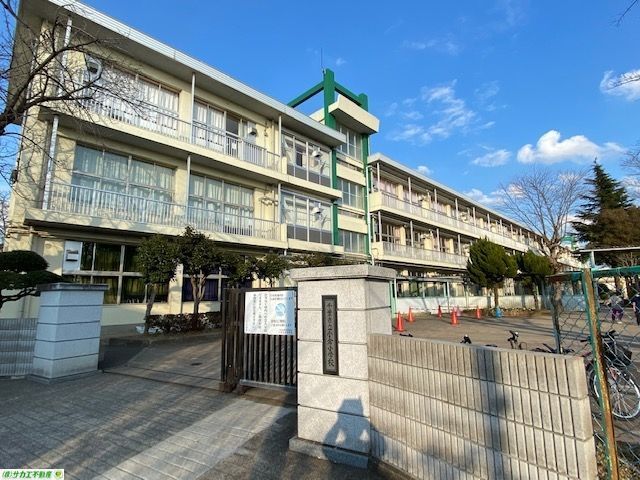 【ヴィレッジ松本　A棟の小学校】