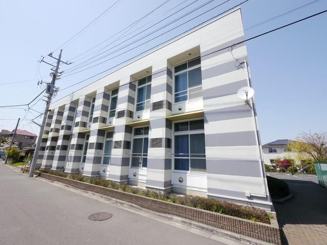 東村山市廻田町のアパートの建物外観