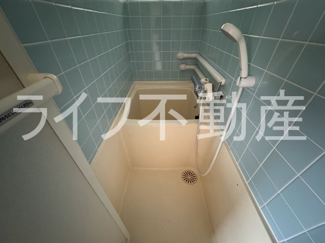 バス・シャワールーム　お風呂で日々の疲れを落としましょう