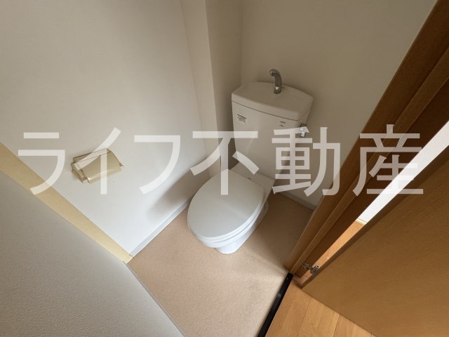 トイレ　清潔感のあるトイレです