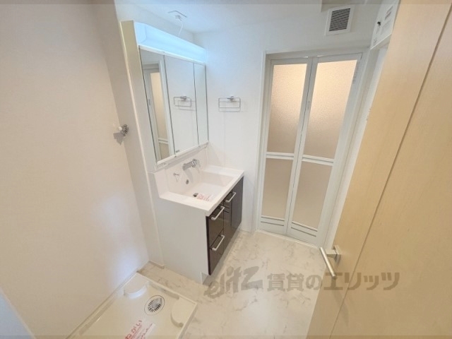 洗面設備　脱衣場