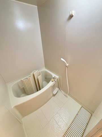 バス・シャワールーム　☆バス・トイレ別☆