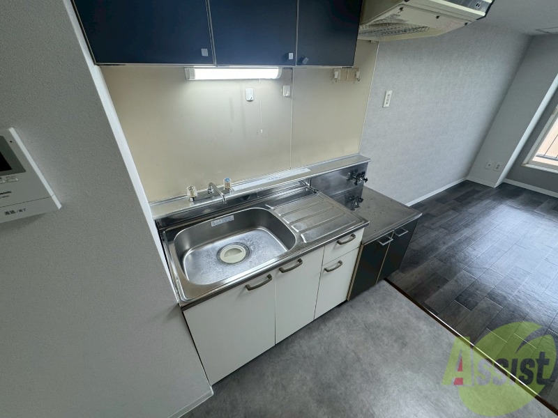 キッチン　キッチンはスペースも広々していて使いやすそうですよ！