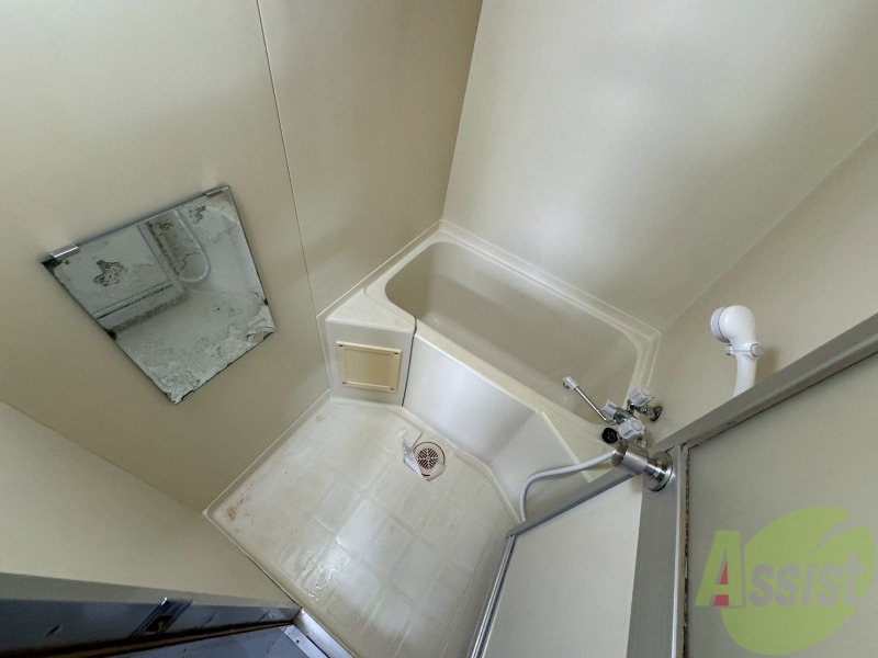 バス・シャワールーム　ユニットバスです。疲れを癒すのに欠かせませんね！