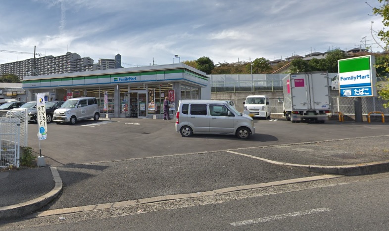 コンビニ　ファミリーマート 狭山今熊店（コンビニ）まで431m