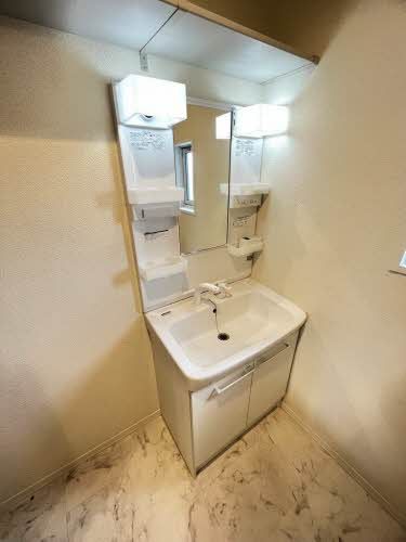 洗面設備　独立洗面台