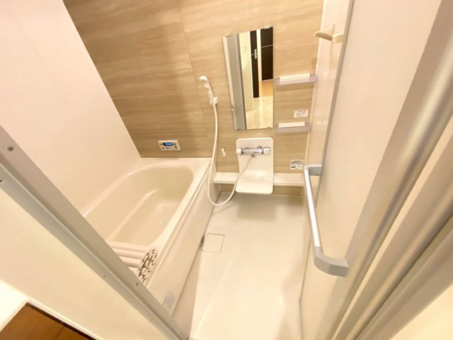 バス・シャワールーム　オマージュ