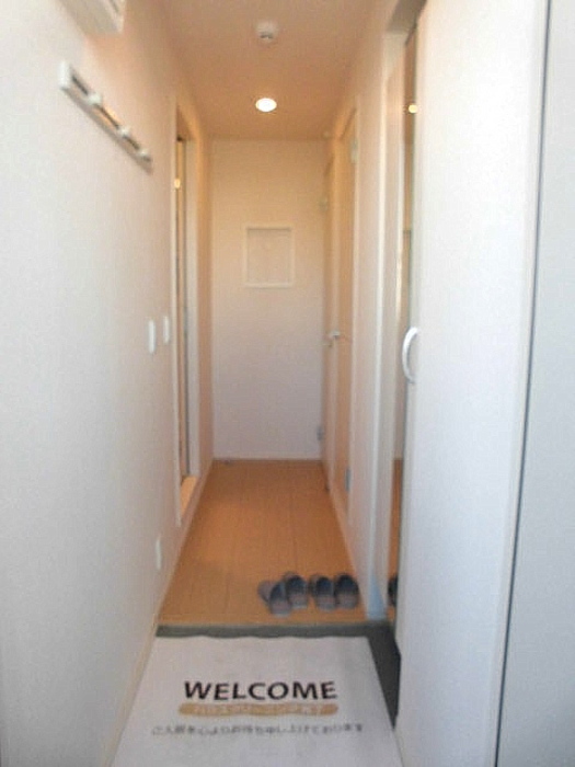 玄関　オマージュ