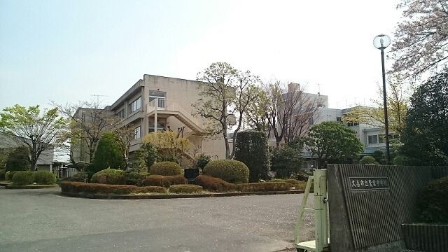 中学校　久喜市立鷲宮中学校（中学校）まで1600m