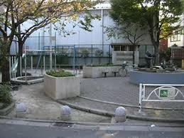 公園　すずかけ児童遊園（公園）まで432m