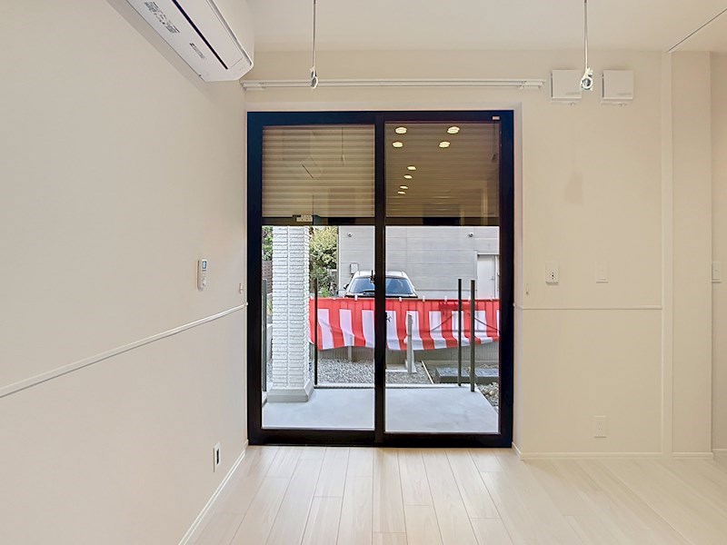 セキュリティ　電動シャッター