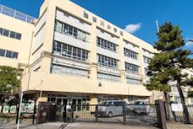 小学校　江東区立枝川小学校（小学校）まで649m