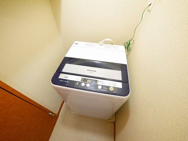 その他設備　洗濯機付きです