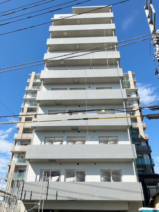建物外観　建築中