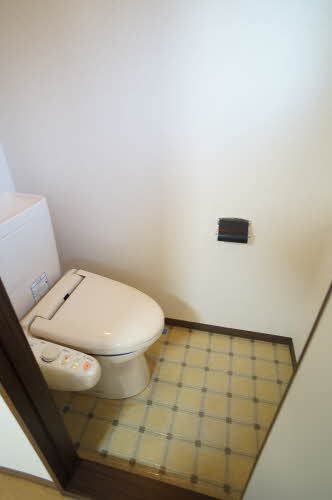 トイレ　シャワートイレ