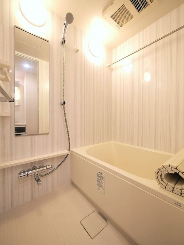 バス・シャワールーム　風呂