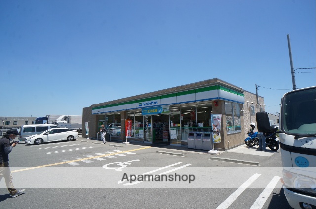 コンビニ　ファミリーマート　葛城竹内店（コンビニ）まで870m