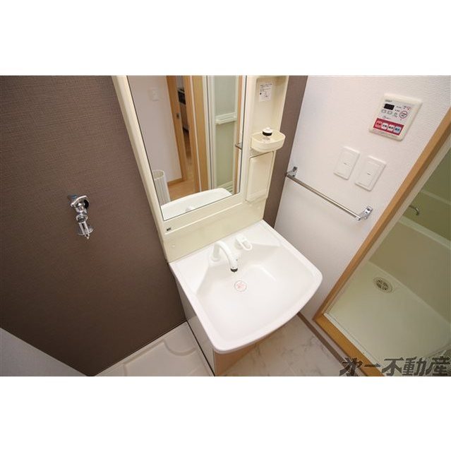 洗面設備　洗面化粧台