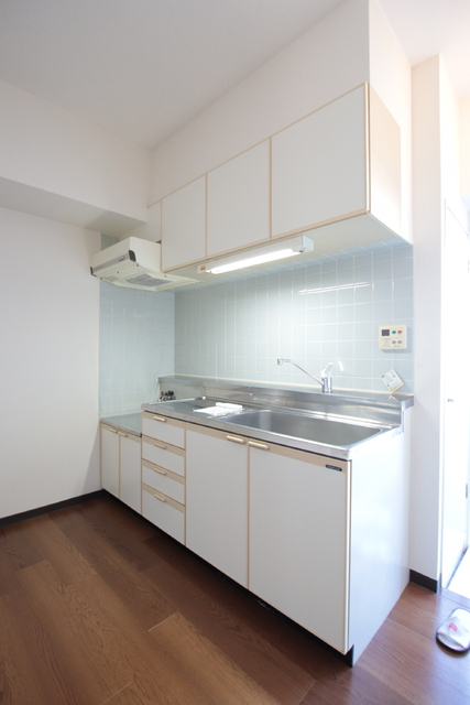 キッチン　広いキッチンスペースで楽しいクッキングタイムを★★