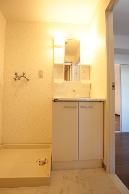 洗面設備　★過去募集時の写真です／洗髪洗面化粧台で朝も快適★★