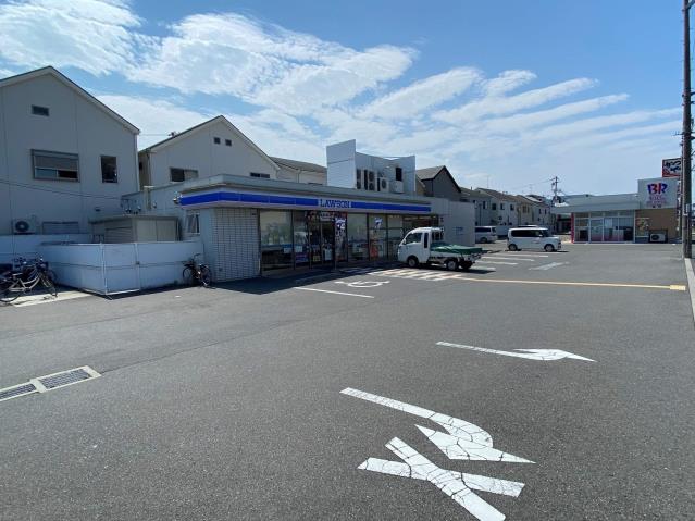 コンビニ　ローソン（コンビニ）まで186m