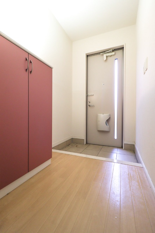 玄関　図面と現状に相違がある場合には現状を優先