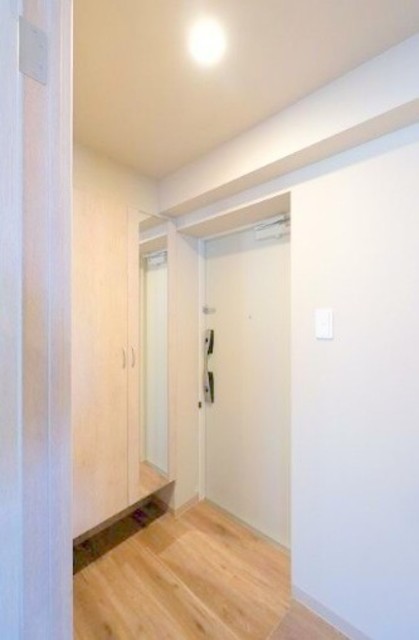 玄関　モデルルーム