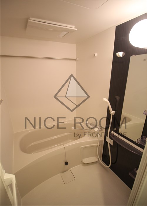 バス・シャワールーム　セレニテ本町東リアン　お風呂