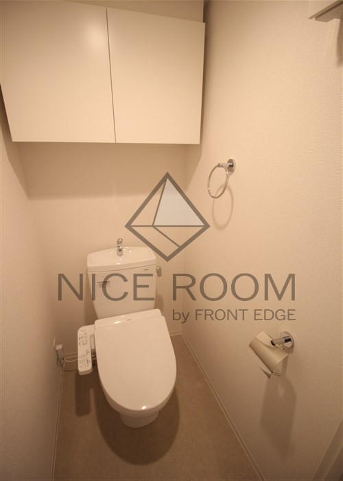 トイレ　セレニテ本町東リアン　トイレ