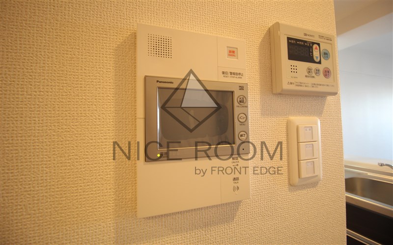 セキュリティ　セレニテ本町東リアン　モニター付きインターホン