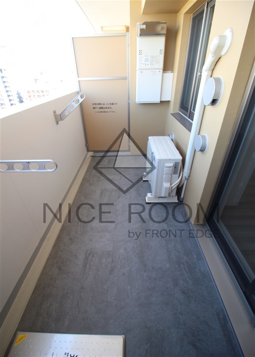 バルコニー　セレニテ本町東リアン　バルコニー