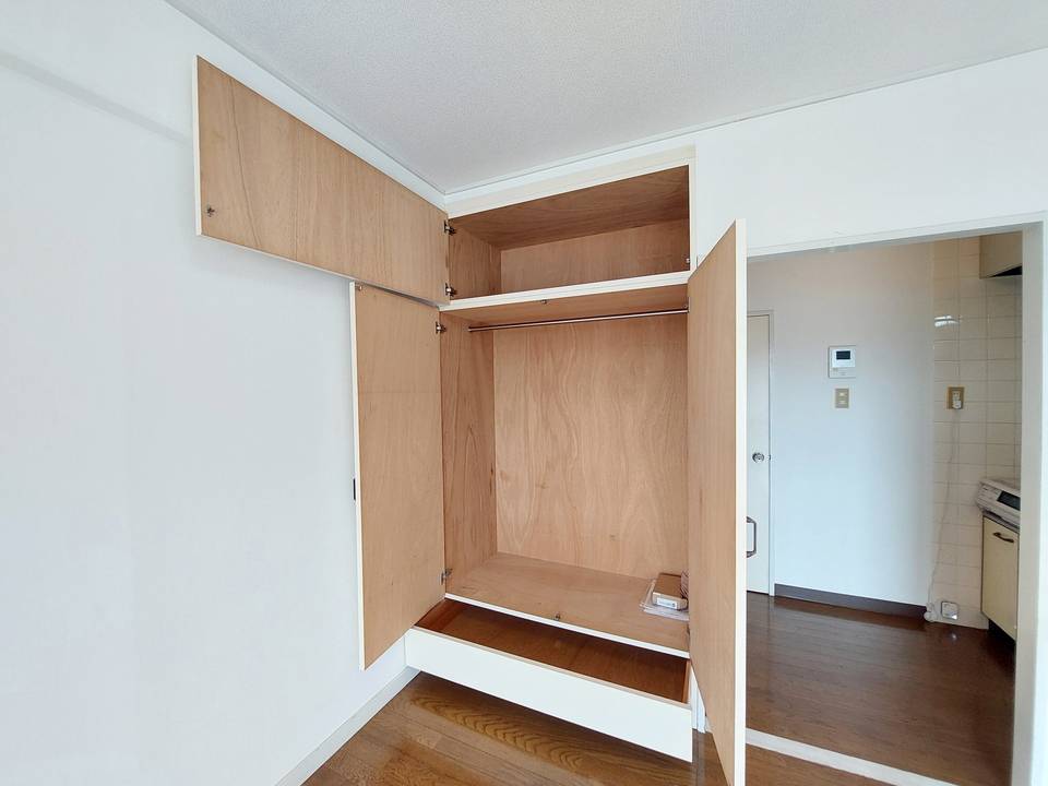 収納　クローゼット