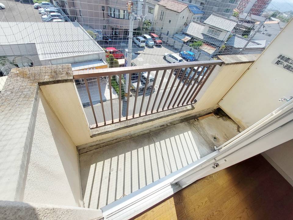 バルコニー　バルコニー