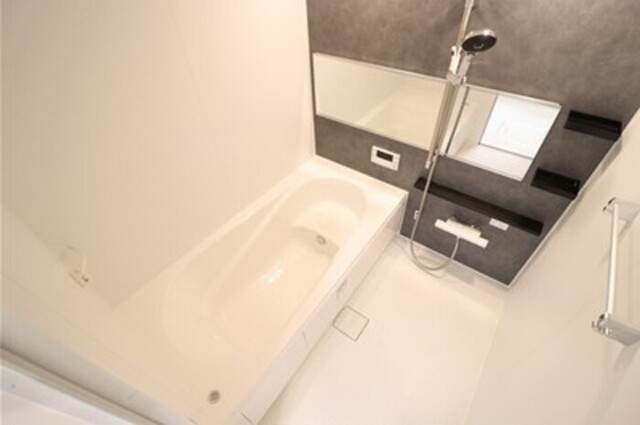 バス・シャワールーム　浴室