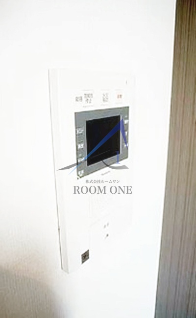 セキュリティ　モニター付きインターホンです。