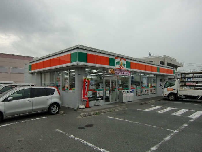 コンビニ　サンクス（コンビニ）まで1530m