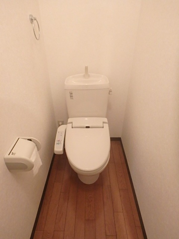 トイレ　図面と現状に相違がある場合には現状を優先