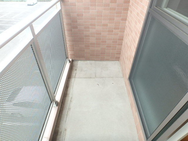 バルコニー　図面と現状に相違がある場合には現状を優先