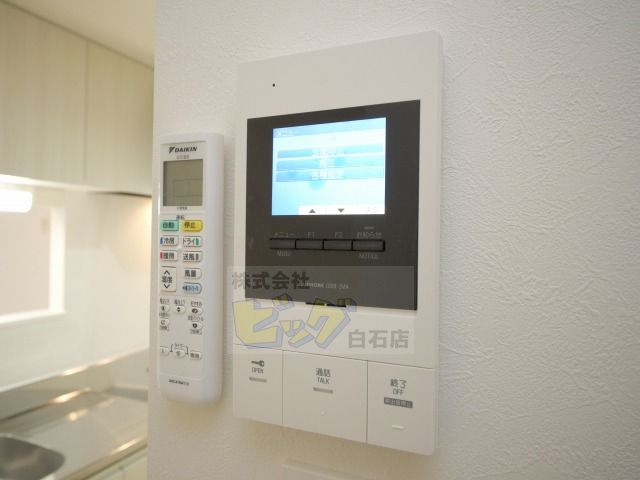 セキュリティ　防犯面で安心のＴＶモニターホン設備が付いています♪