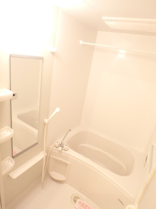 バス・シャワールーム　図面と現状に相違がある場合には現状を優先